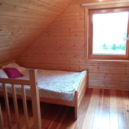 Malinowa Przystan Drewniany Z Ruska Bania Lodge *