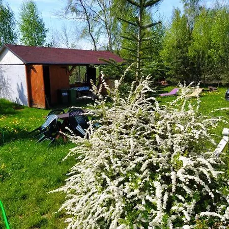 Malinowa Przystan Drewniany Z Ruska Bania Alojamento de Turismo Selvagem Strzepcz